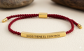 2 Pulseras "Dios Tiene el Control" + 1 Pulsera Amuleto de Protección GRATIS 🎁