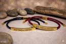 2 Pulseras "Dios Tiene el Control" + 1 Pulsera Amuleto de Protección GRATIS 🎁